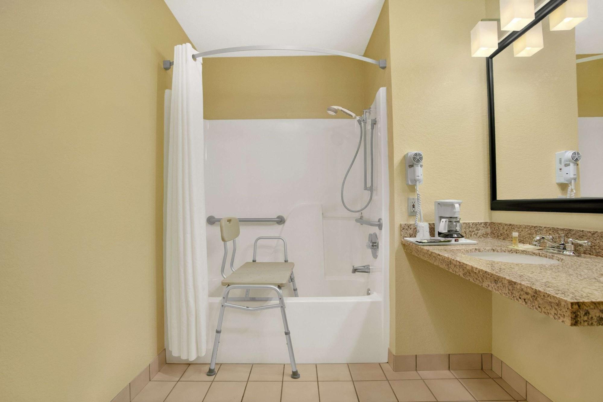 Days Inn By Wyndham Taos Exteriér fotografie