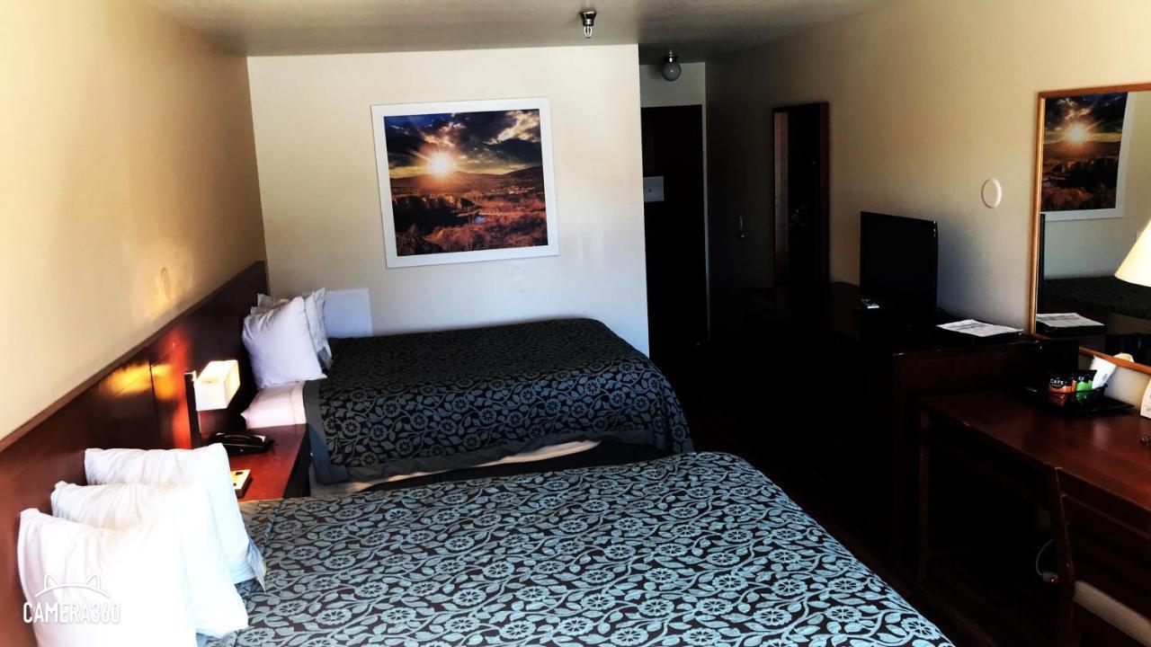 Days Inn By Wyndham Taos Exteriér fotografie